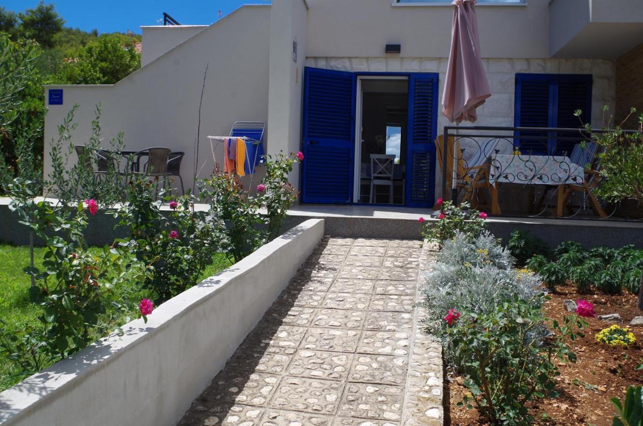 Apartments By The Sea Slatine, Ciovo - 14158 외부 사진